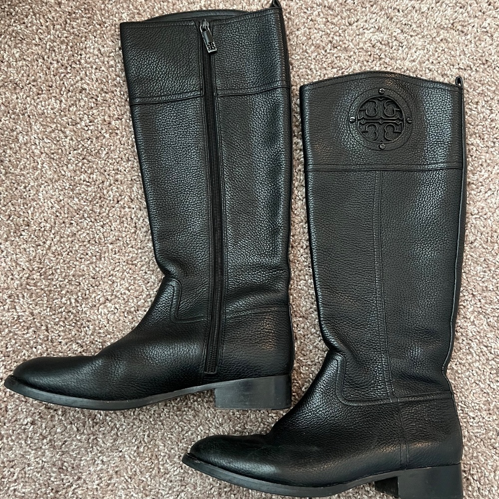 Tory Burch Black Leather boot